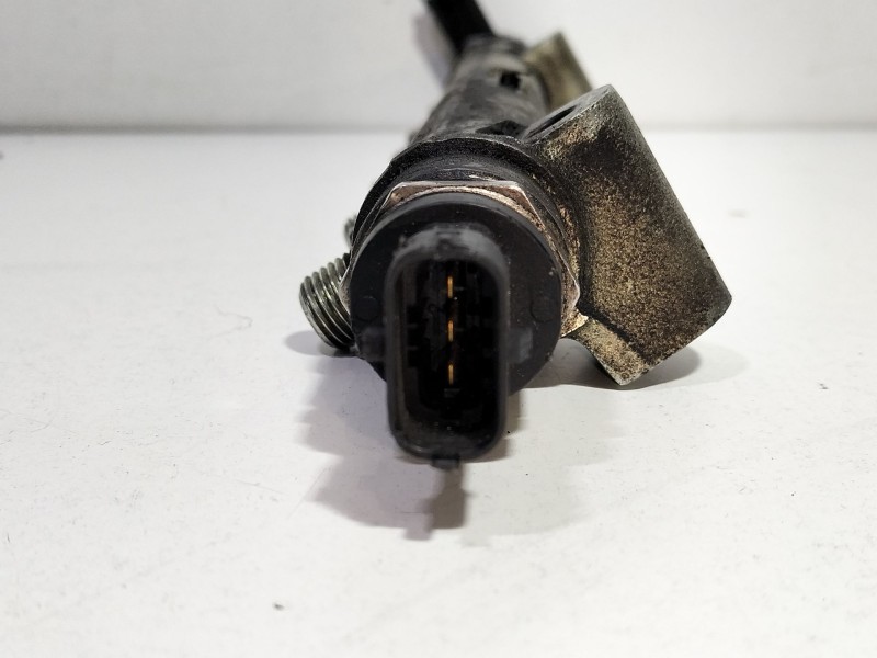 Recambio de rampa inyectora para hyundai tucson (jm) 2.0 crdi cat referencia OEM IAM 0445214085  