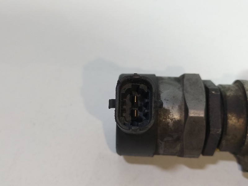 Recambio de rampa inyectora para hyundai tucson (jm) 2.0 crdi cat referencia OEM IAM 0445214085  