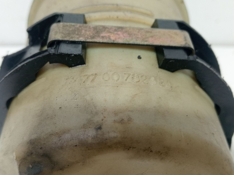 Recambio de deposito servo para citroën c8 2.0 hdi 136 collection referencia OEM IAM 7700782884  