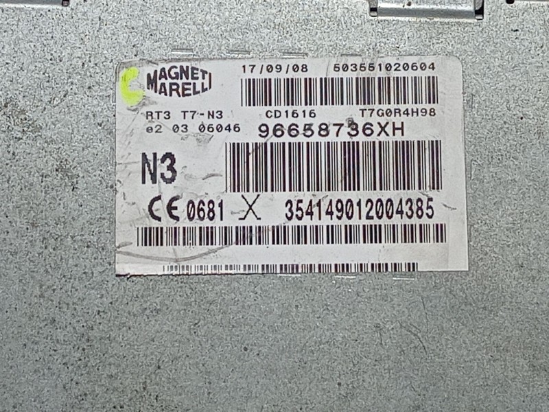 Recambio de sistema audio / radio cd para peugeot 308 referencia OEM IAM 96658736  