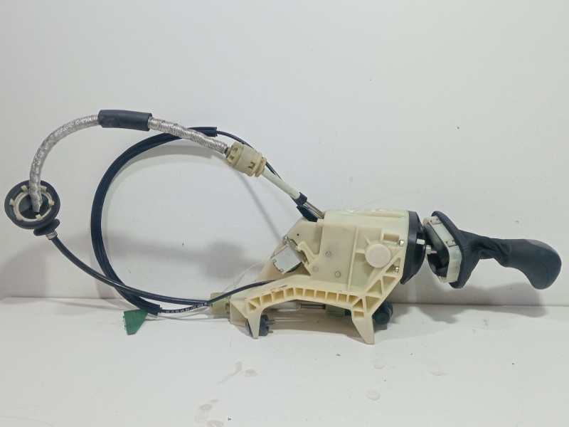 Recambio de palanca cambio para mercedes-benz vito (w639) basic, combi 115 cdi compacto (639.601) referencia OEM IAM A6392602898
