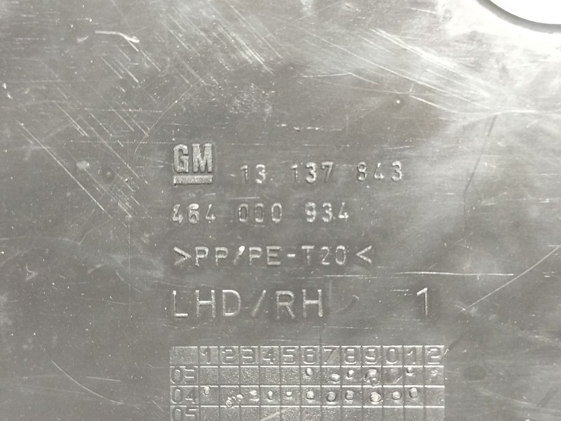 Recambio de moldura para opel astra h (a04) 1.9 cdti (l48) referencia OEM IAM 13137843   Recambio de moldura para opel astra h (a04) 1.9 cdti (l48) referencia OEM IAM 13137843