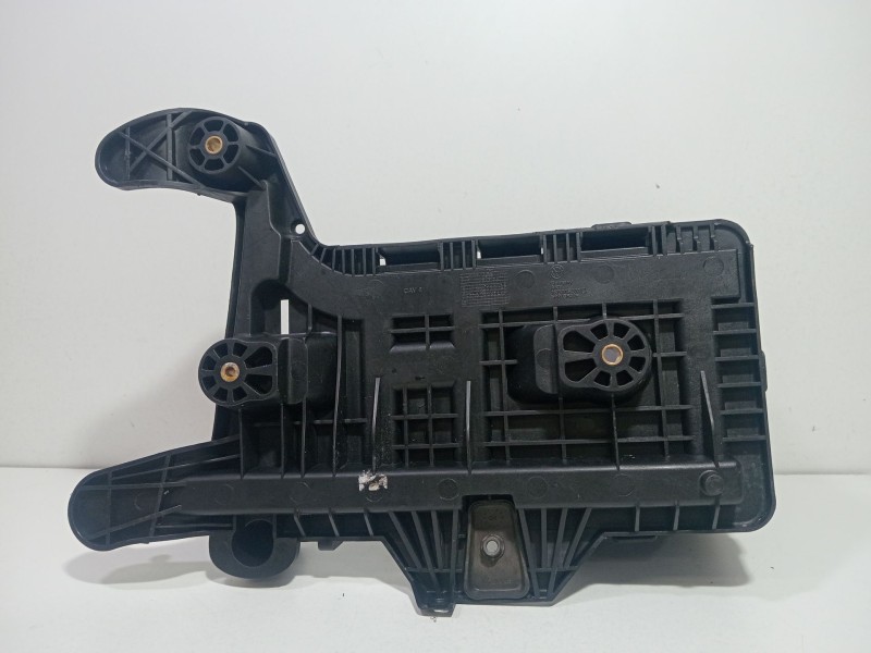 Recambio de soporte radiador para volkswagen touran (1t1) 1.9 tdi referencia OEM IAM 1K0915333  