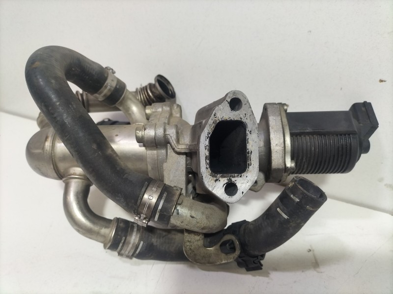 Recambio de valvula egr para opel corsa c 1.3 16v cdti cat (z 13 dt / ln9) referencia OEM IAM 55281144   Recambio de valvula egr para opel corsa c 1.3 16v cdti cat (z 13 dt / ln9) referencia OEM IAM 55281144