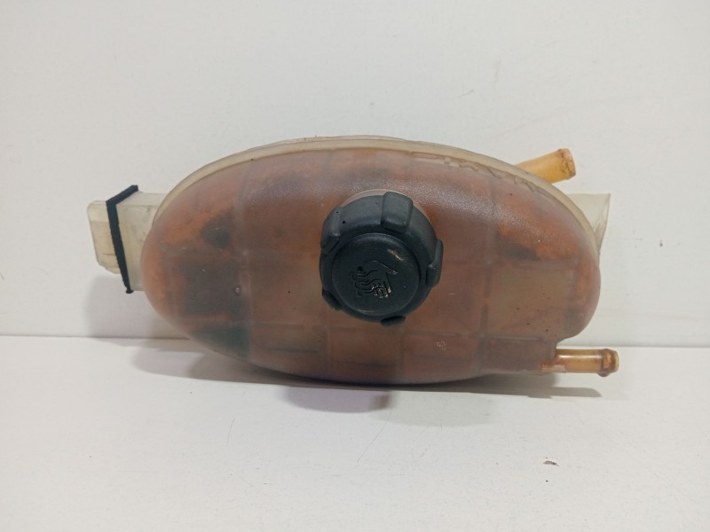 Recambio de deposito expansion para renault trafic furgón 1.6 dci diesel referencia OEM IAM 7700312900   Recambio de deposito expansion para renault trafic furgón 1.6 dci diesel referencia OEM IAM 7700312900