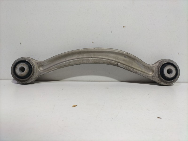 Recambio de brazo suspension inferior trasero derecho para mercedes-benz clase c (w204) c 200 cdi (204.007, 204.006) referencia 