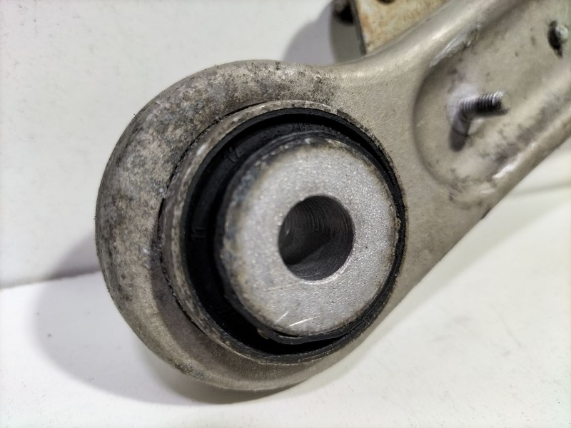 Recambio de brazo suspension inferior trasero derecho para mercedes-benz clase c (w204) c 200 cdi (204.007, 204.006) referencia 