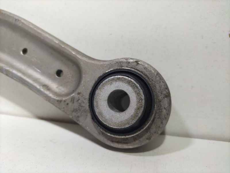 Recambio de brazo suspension inferior trasero izquierdo para mercedes-benz clase c (w204) c 200 cdi (204.001) referencia OEM IAM