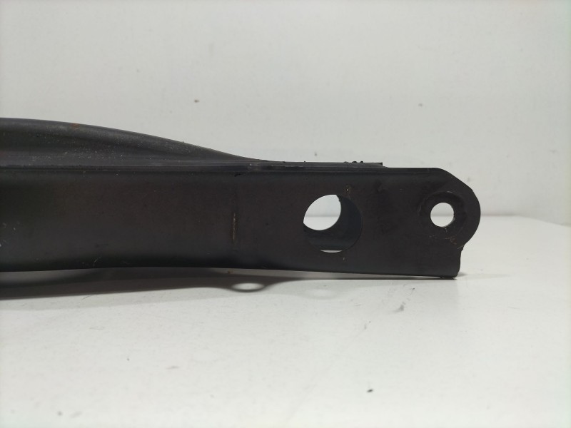 Recambio de brazo suspension inferior trasero derecho para mercedes-benz clase c (w204) c 200 cdi (204.001) referencia OEM IAM A