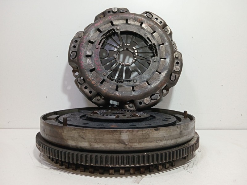 Recambio de kit embrague para mercedes-benz viano (w639) cdi 2.0 4-matic (639.713) referencia OEM IAM 0002526005  