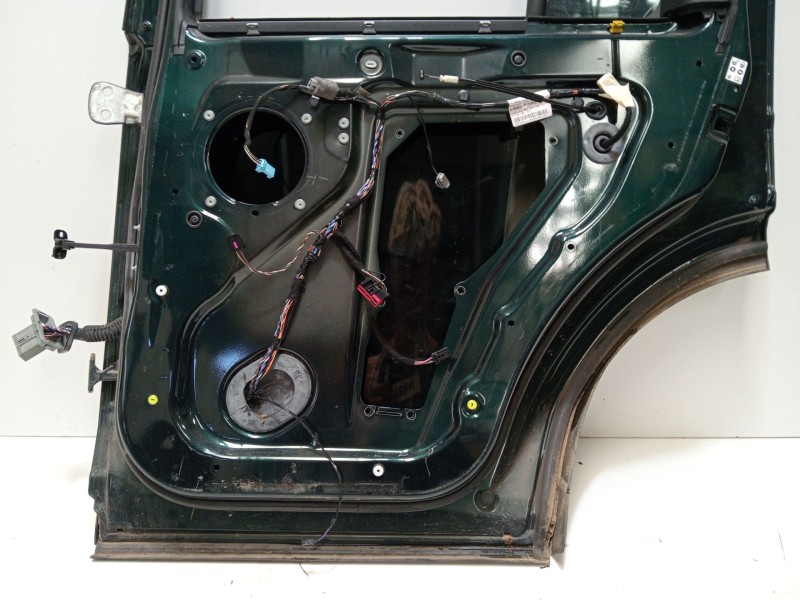 Recambio de puerta trasera derecha para land rover discovery iv (l319) 3.0 sdv6 4x4 referencia OEM IAM DISCOVERY IV  