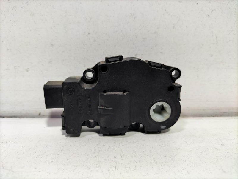 Recambio de motor apertura trampillas climatizador para bmw 2 active tourer (f45) 218 d referencia OEM IAM EFB492  