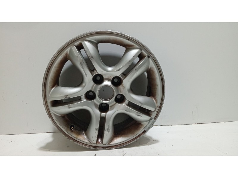 Recambio de llanta para kia sportage ex referencia OEM IAM 529101F200  