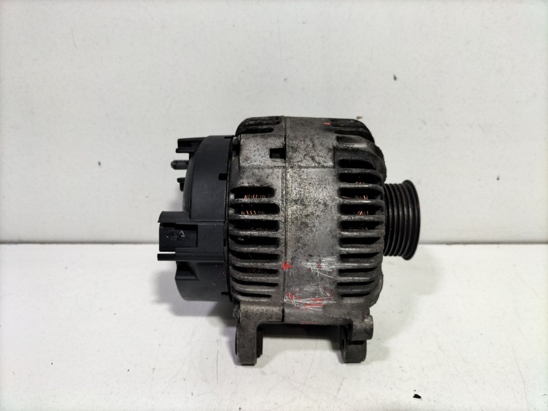 Recambio de alternador para audi a4 b7 (8ec) 3.0 quattro referencia OEM IAM 059903016D   Recambio de alternador para audi a4 b7 (8ec) 3.0 quattro referencia OEM IAM 059903016D