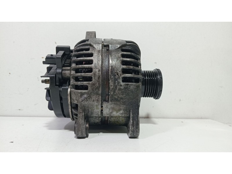Recambio de alternador para renault laguna ii (bg0) 2.2 dci turbodiesel referencia OEM IAM 8200175210   Recambio de alternador para renault laguna ii (bg0) 2.2 dci turbodiesel referencia OEM IAM 8200175210