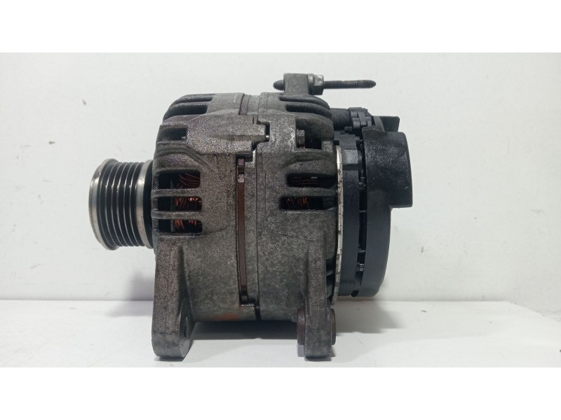 Recambio de alternador para renault megane iv hatchback (b9a/m/n_) 1.5 dci 110 (b9a3) referencia OEM IAM 8820124425071   Recambio de alternador para renault megane iv hatchback (b9a/m/n_) 1.5 dci 110 (b9a3) referencia OEM IAM 8820124425071