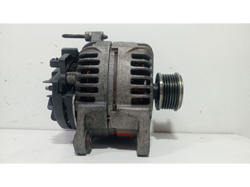 Recambio de alternador para renault megane iv hatchback (b9a/m/n_) 1.5 dci 110 (b9a3) referencia OEM IAM 8820124425071   Recambio de alternador para renault megane iv hatchback (b9a/m/n_) 1.5 dci 110 (b9a3) referencia OEM IAM 8820124425071