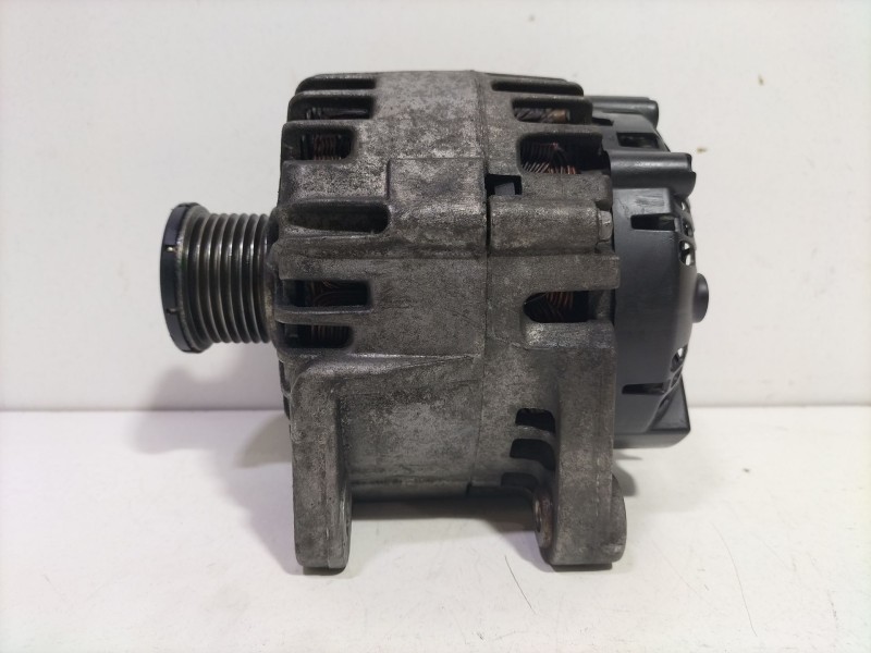 Recambio de alternador para renault trafic ii autobús (jl) 2.0 dci 115 referencia OEM IAM TB15C058   Recambio de alternador para renault trafic ii autobús (jl) 2.0 dci 115 referencia OEM IAM TB15C058