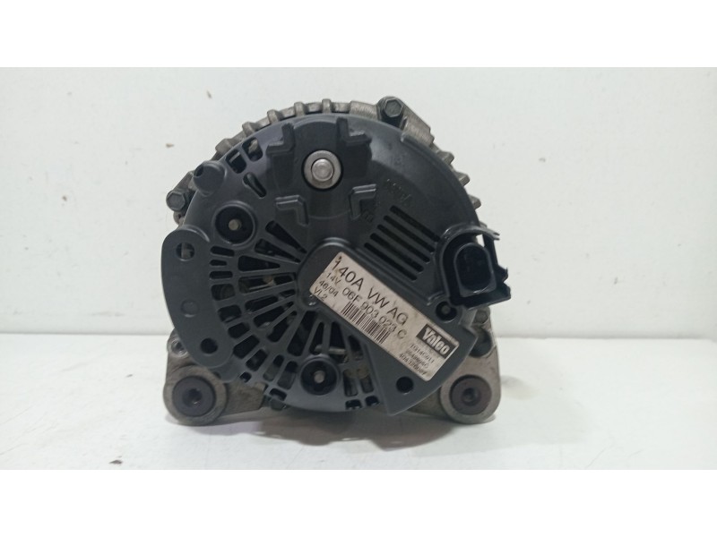 Recambio de alternador para volkswagen golf vi (5k1) 1.6 tdi referencia OEM IAM 06F903023  