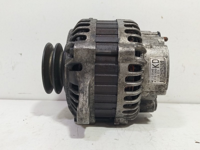Recambio de alternador para mitsubishi montero (v60/v70) 3.2 di-d cat referencia OEM IAM ME203546  