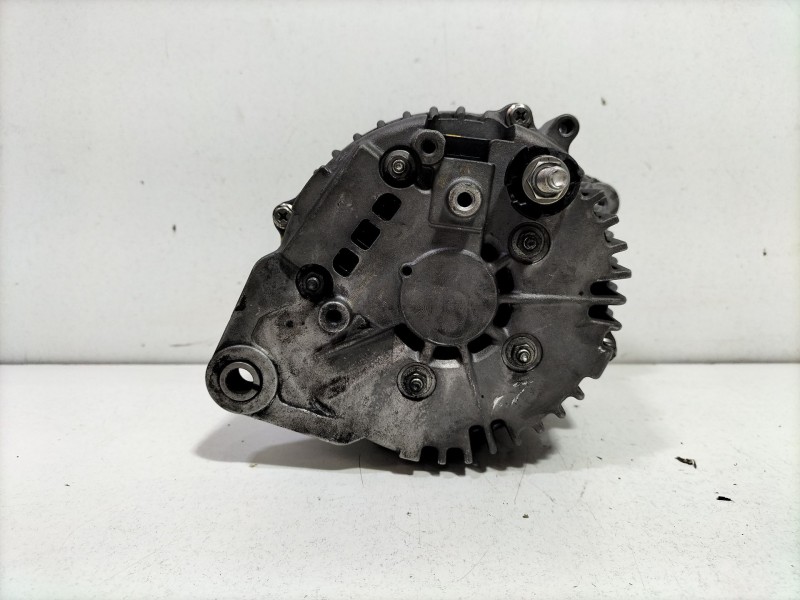 Recambio de alternador para nissan cabstar (f24m, f24w) 35.14 dci, 45.14 dci 2.5 (f24m) referencia OEM IAM 23100DB00A   Recambio de alternador para nissan cabstar (f24m, f24w) 35.14 dci, 45.14 dci 2.5 (f24m) referencia OEM IAM 23100DB00A