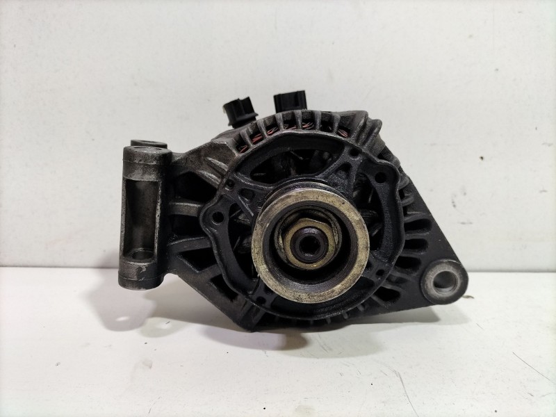 Recambio de alternador para ford focus i sedán (dfw) 1.6 16v referencia OEM IAM 63321679   Recambio de alternador para ford focus i sedán (dfw) 1.6 16v referencia OEM IAM 63321679