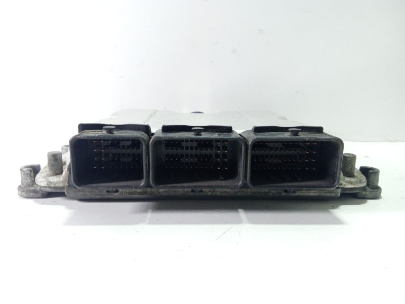 Recambio de centralita motor uce para renault master ii furgoneta (fd) 2.5 dci 120 referencia OEM IAM 0281011105   Recambio de centralita motor uce para renault master ii furgoneta (fd) 2.5 dci 120 referencia OEM IAM 0281011105