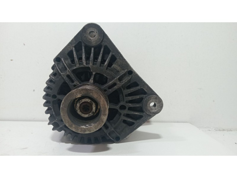 Recambio de alternador para renault megane ii (bm0/1_, cm0/1_) 1.9 dci (bm0g, cm0g) referencia OEM IAM 8200290215   Recambio de alternador para renault megane ii (bm0/1_, cm0/1_) 1.9 dci (bm0g, cm0g) referencia OEM IAM 8200290215