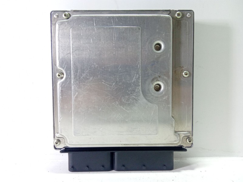 Recambio de centralita motor uce para bmw serie 5 berlina (e60) 530d referencia OEM IAM 0281011224  