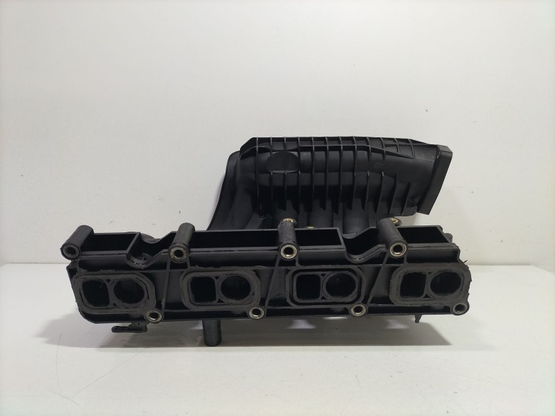 Recambio de colector admision para mercedes-benz clase e (w211) e 200 cdi (211.004) referencia OEM IAM A61109037  