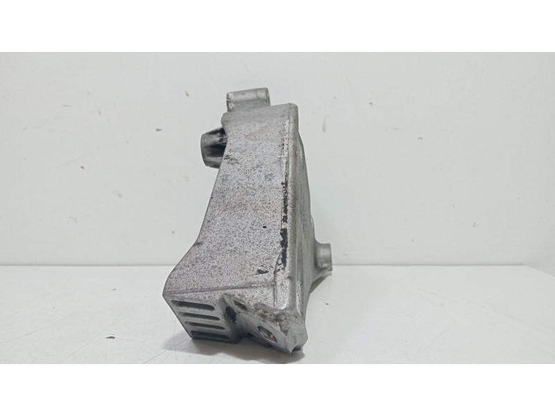 Recambio de soporte motor izquierdo para bmw serie 1 berlina (e81/e87) 118d referencia OEM IAM   