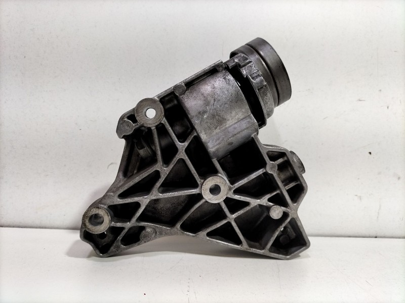 Recambio de soporte alternador para volkswagen scirocco (137) 1.4 tsi (118kw) referencia OEM IAM 03C903143B  