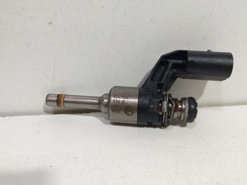 Recambio de inyector para volkswagen scirocco (137) 1.4 tsi (118kw) referencia OEM IAM 03C906036E  