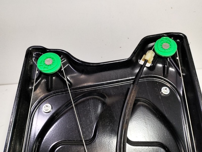 Recambio de elevalunas delantero izquierdo para land rover discovery iv (l319) 3.0 sdv6 4x4 referencia OEM IAM AH2223201AC  