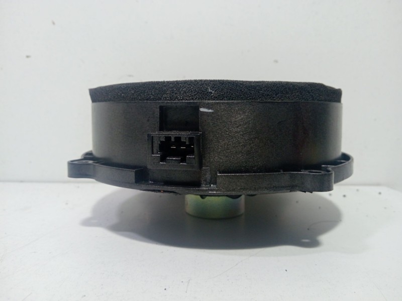 Recambio de altavoz para land rover discovery iv (l319) 3.0 sdv6 4x4 referencia OEM IAM BH2218808EB  