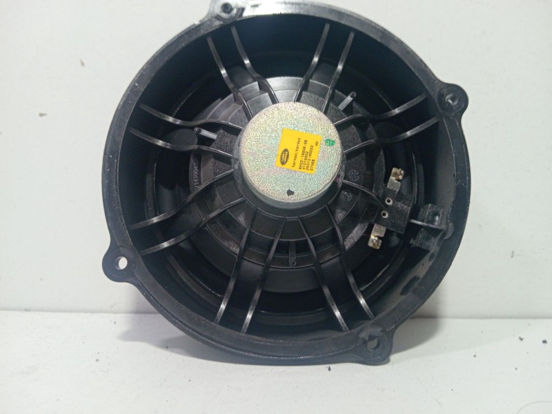 Recambio de altavoz para land rover discovery iv (l319) 3.0 sdv6 4x4 referencia OEM IAM BH2218808EB  