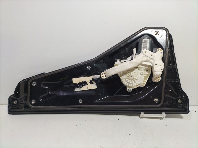 Recambio de elevalunas trasero izquierdo para land rover discovery iv (l319) 3.0 sdv6 4x4 referencia OEM IAM AH2227001AA  