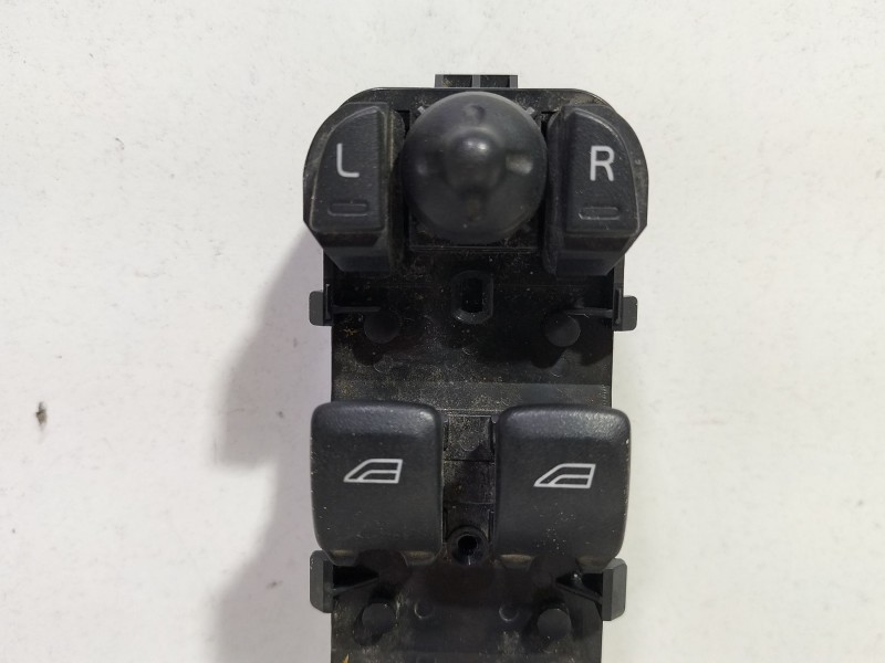 Recambio de mando elevalunas delantero izquierdo para land rover discovery iv (l319) 3.0 sdv6 4x4 referencia OEM IAM AH2214540AC