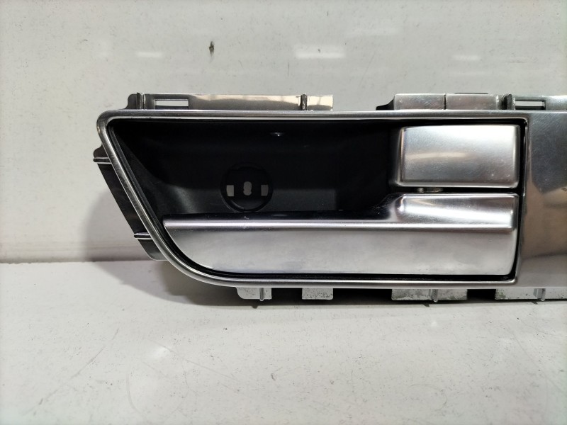Recambio de maneta interior delantera derecha para land rover discovery iv (l319) 3.0 sdv6 4x4 referencia OEM IAM AH2222600AC  
