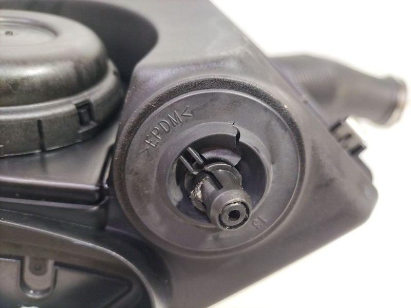 Recambio de caja filtro aire para audi a6 allroad c6 (4fh) 3.2 fsi quattro referencia OEM IAM 4F0133843  