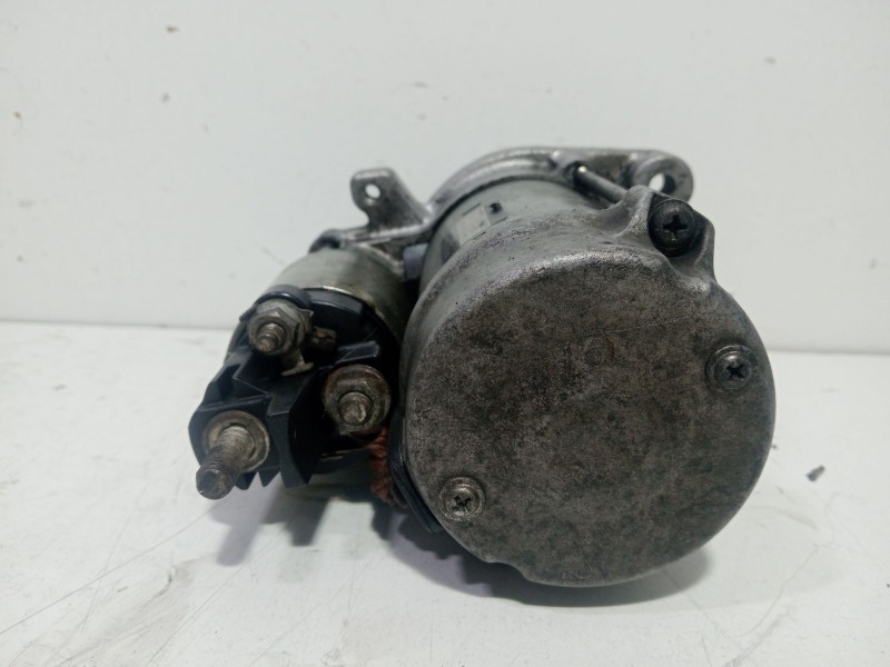 Recambio de motor arranque para mercedes-benz clase c (w203) berlina 2.2 cdi cat referencia OEM IAM A0061514601  