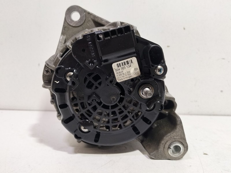 Recambio de alternador para fiat ducato autobús (250_) 130 multijet 2,3 d 4x4 referencia OEM IAM 504385134  