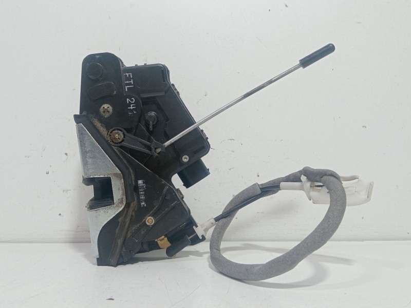 Recambio de cerradura puerta delantera izquierda para bmw 3 (e46) 320 d referencia OEM IAM FTL241  