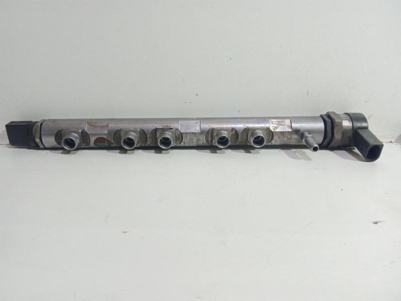Recambio de rampa inyectora para bmw serie 3 berlina (e90) 320d referencia OEM IAM 780912801  