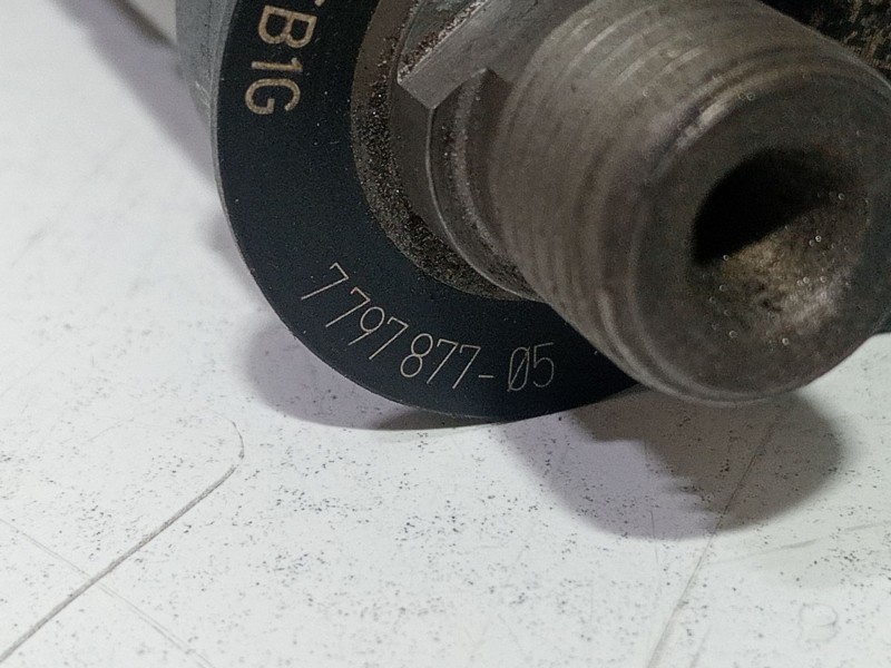 Recambio de inyector para bmw serie 3 berlina (e90) 320d referencia OEM IAM m4rc704  