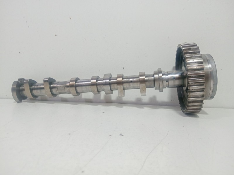 Recambio de arbol de levas para peugeot 308 ii (lb_, lp_, lw_, lh_, l3_) 1.2 thp 130 referencia OEM IAM   