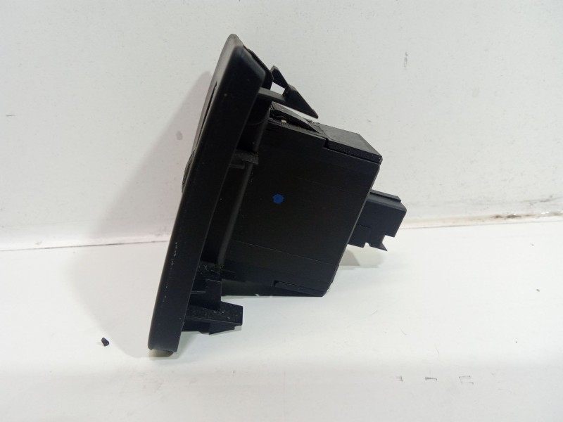 Recambio de interruptor para peugeot 407 (6d_) 2.0 hdi 135 (6drhrh, 6drhre, 6drhrg, 6drhrj) referencia OEM IAM 9644570777  