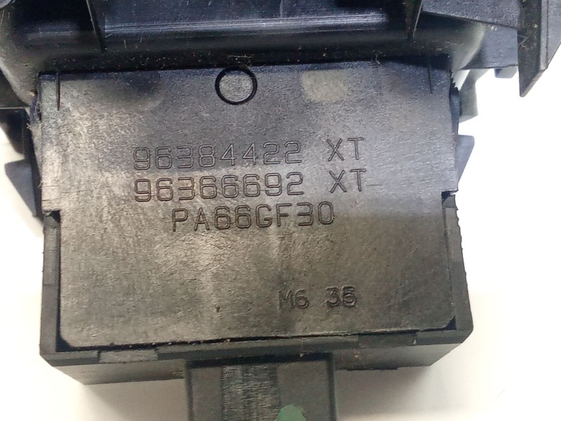 Recambio de interruptor para peugeot 407 (6d_) 2.0 hdi 135 (6drhrh, 6drhre, 6drhrg, 6drhrj) referencia OEM IAM 9644570777  