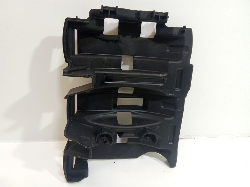 Recambio de moldura para peugeot 308 ii (lb_, lp_, lw_, lh_, l3_) 1.2 thp 130 referencia OEM IAM 9676768480  