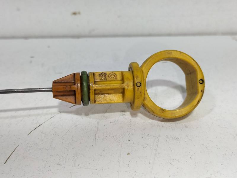 Recambio de varilla aceite para peugeot 308 ii (lb_, lp_, lw_, lh_, l3_) 1.2 thp 130 referencia OEM IAM 9809038580  